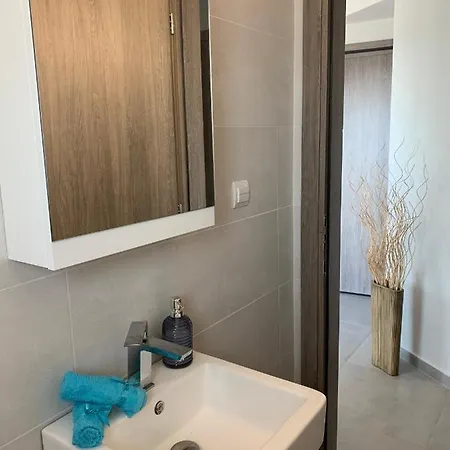 Zonapartments A Sea View-city Center Διαμέρισμα *